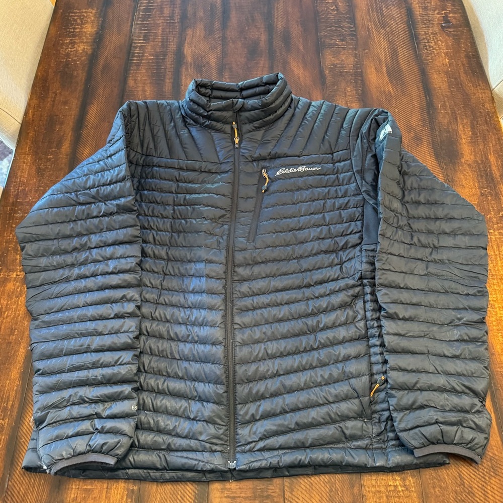 Men’s Eddie Bauer MicroTherm Down Winter Jacket in Large